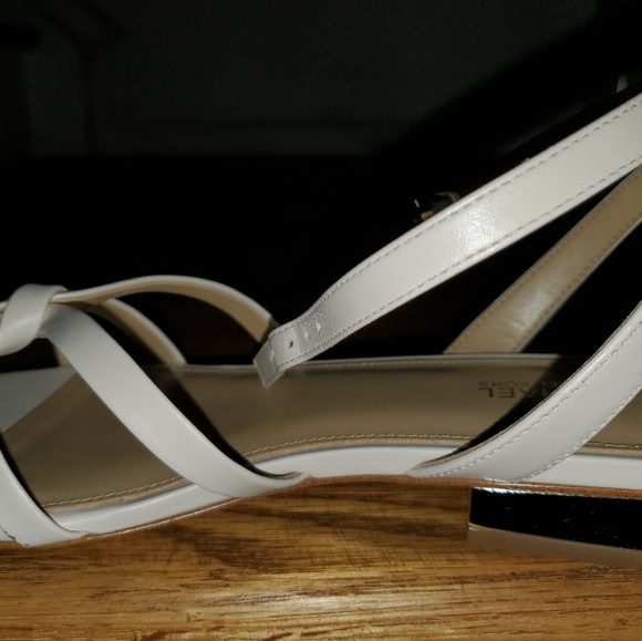 Michael Kors sandals with gold trim heel size 7 - Picture 2 of 3
